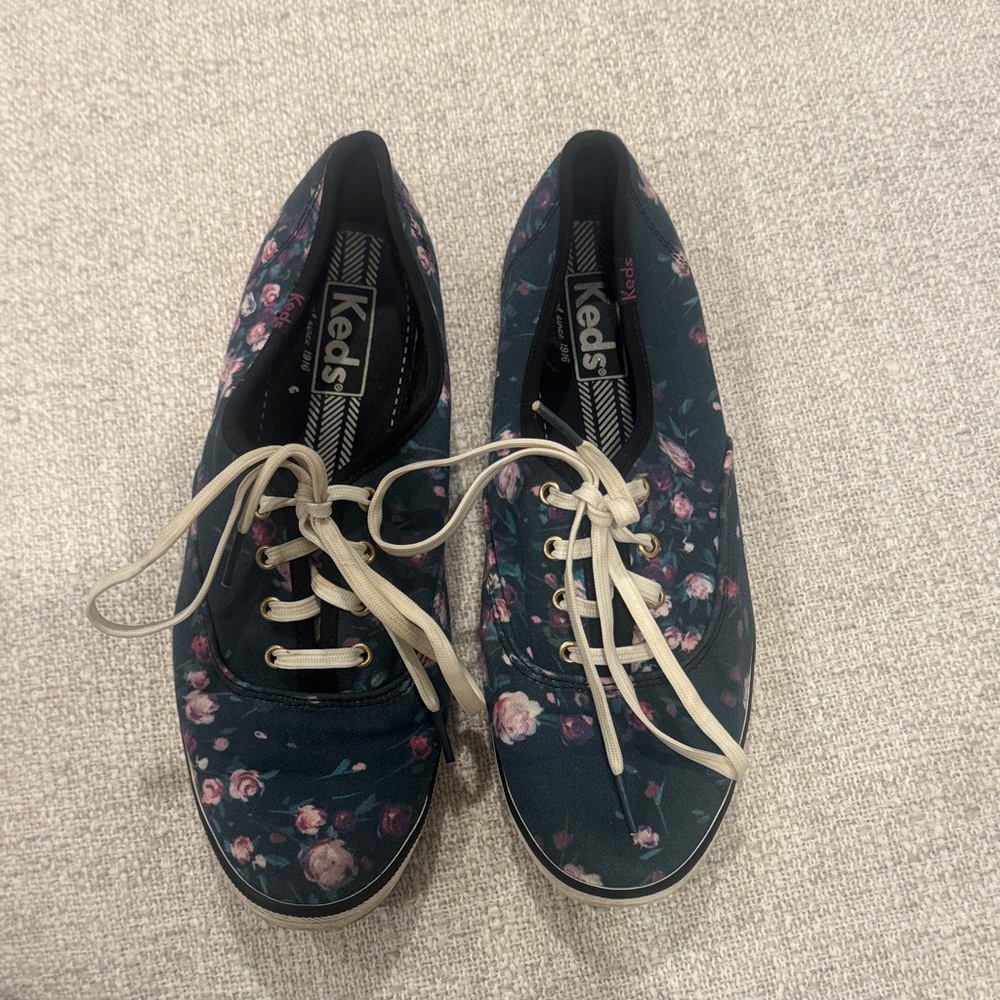 Keds Women's Dark Floral Sneakers - Navy